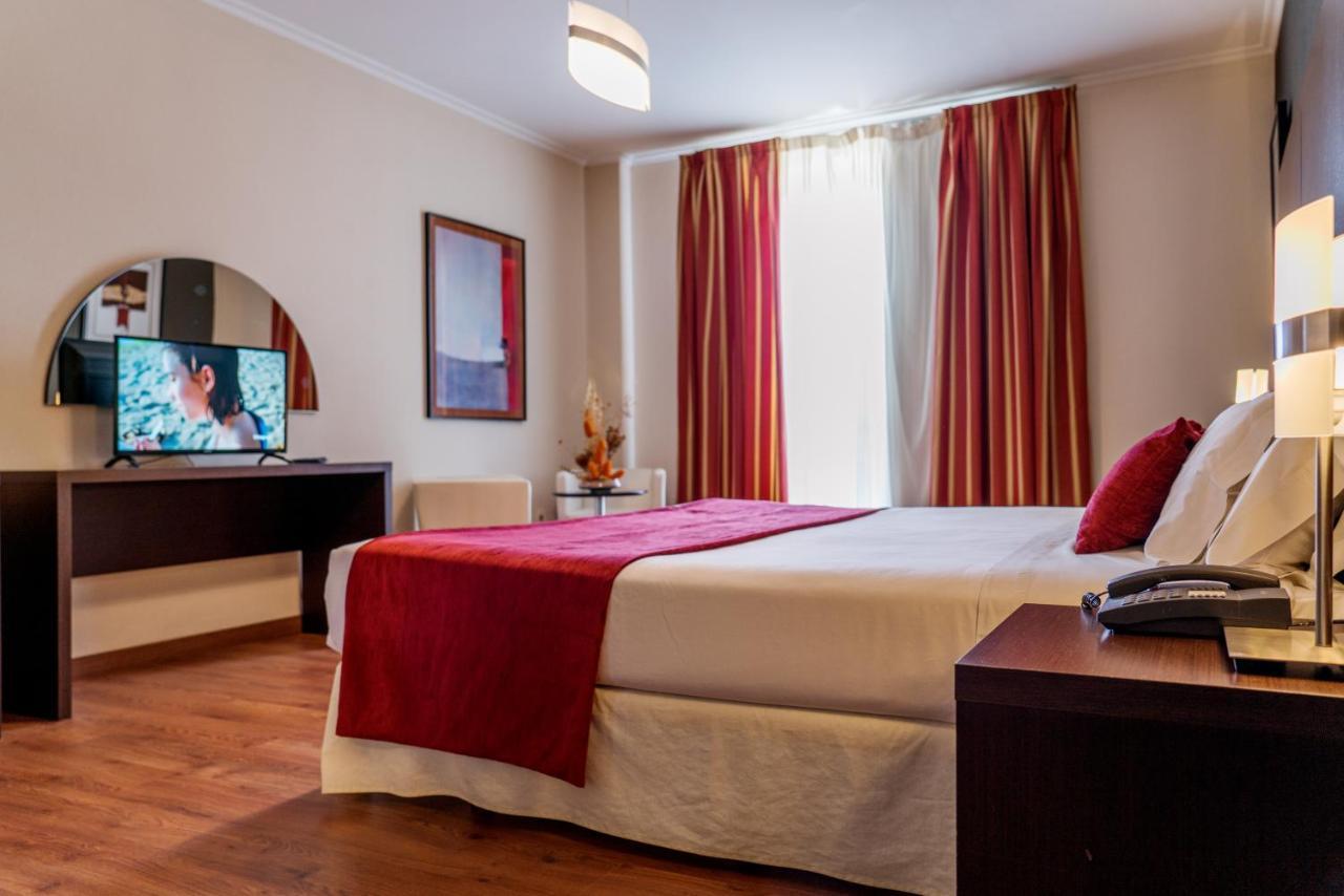 O Val Do Naseiro Otel Viveiro Dış mekan fotoğraf